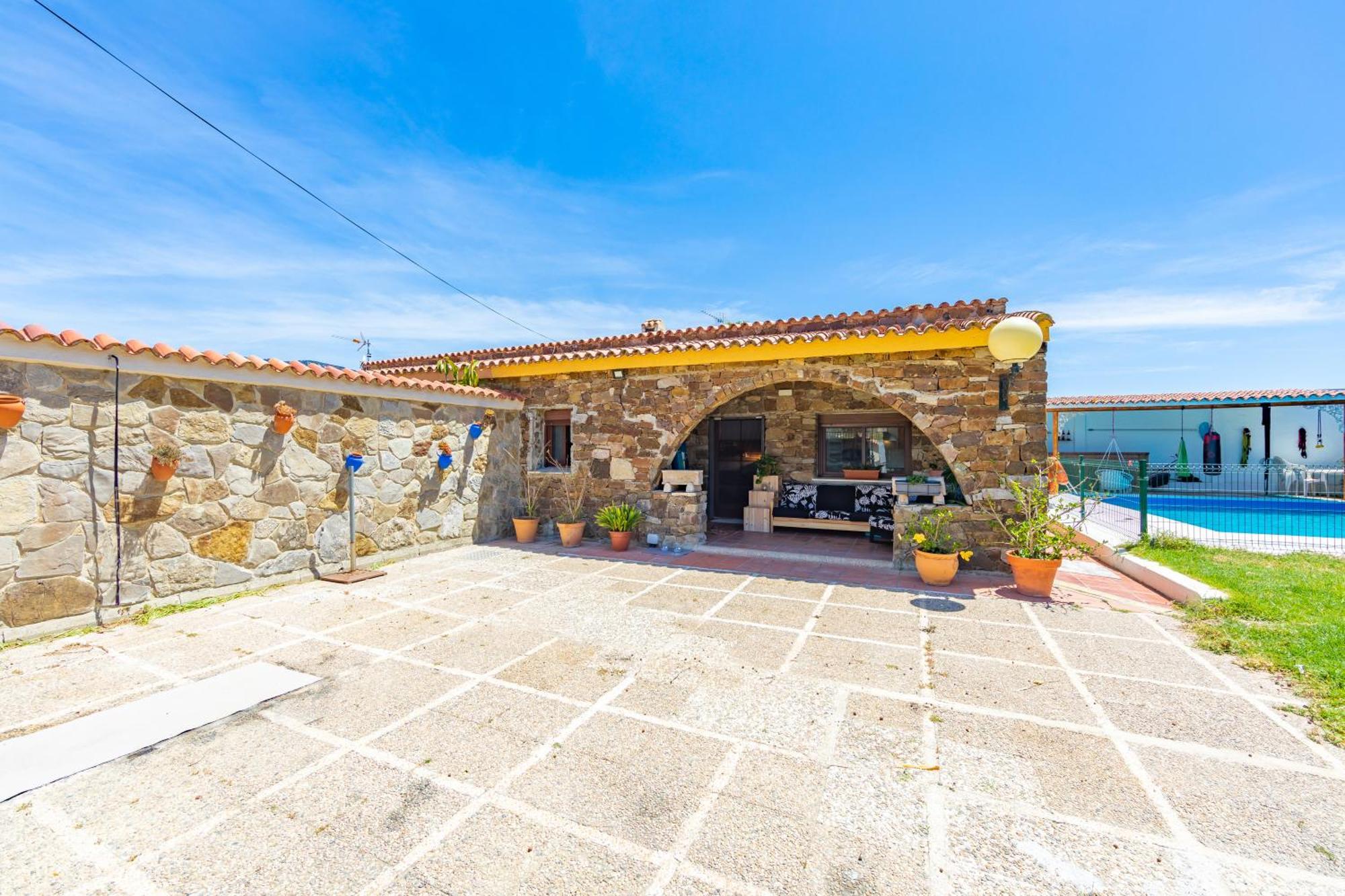Chalet Con Piscina Privada En Bolonia 塔里法 外观 照片